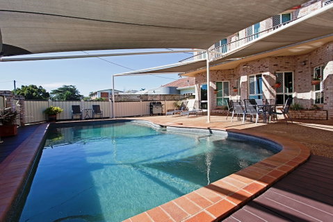 Highlander Motor Inn & Apartments - Accommodation Gladstone 2