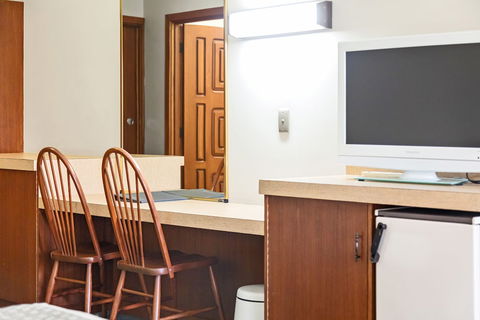 Presidential Motel - Accommodation Gladstone 4