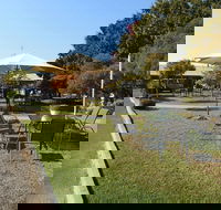 Wine Village Motor Inn - Accommodation Gladstone