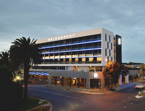 Bridgeport Hotel - Accommodation Gladstone 0
