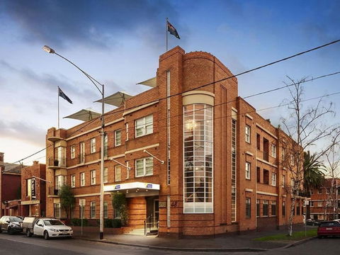 Quest East Melbourne - Accommodation Gladstone 0