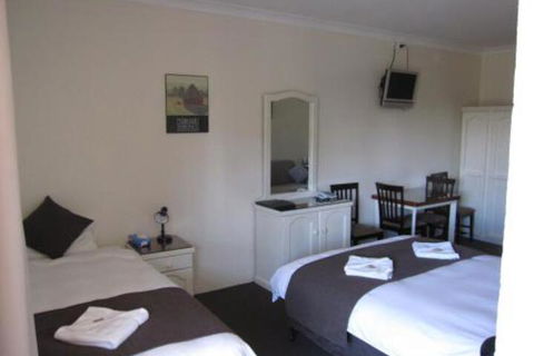 Aussie Settler Motel - Accommodation Gladstone 2