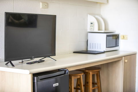 The Mulgrave Motel - Accommodation Gladstone 3