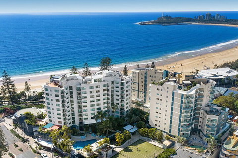 Peninsular Beachfront Resort - Accommodation Gladstone 3