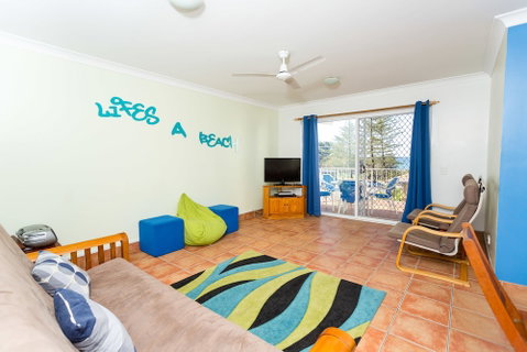 Burleigh Point Holiday Apartments - Accommodation Gladstone 6