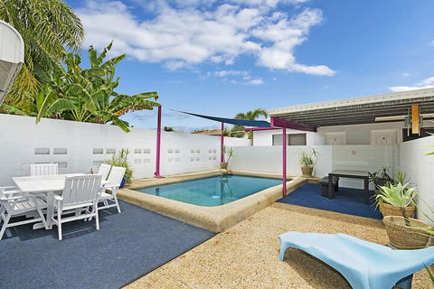 Townsville Holiday Apartments - Accommodation Gladstone 1