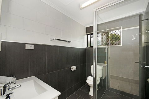 Townsville Holiday Apartments - Accommodation Gladstone 5