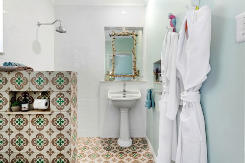 Noosa Valley Manor B&B Retreat - Accommodation Gladstone 6