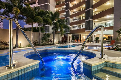 Monaco - Accommodation Gladstone 2