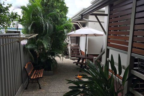 Brisbane Street Studios - Accommodation Gladstone 1
