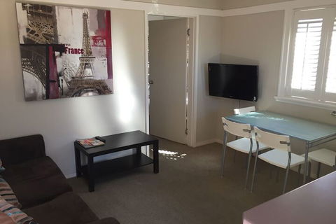 Brisbane Street Studios - Accommodation Gladstone 7