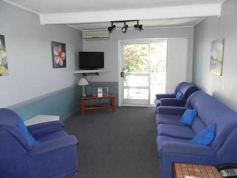 Leisure Lee Holiday Apartments - Accommodation Gladstone 0