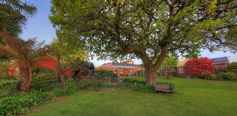 Alexandria Bed & Breakfast - Accommodation Gladstone 5