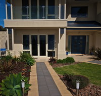 Searenity Holiday Accommodation - Accommodation Gladstone