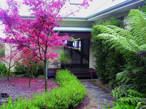 Valley Of The Waters B&B - Accommodation Gladstone 0