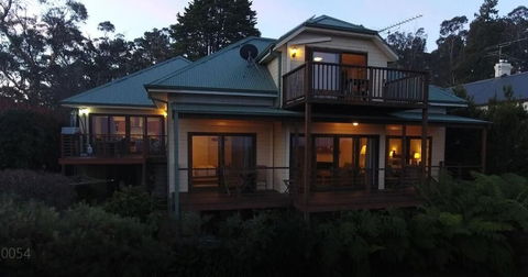 Valley Of The Waters B&B - Accommodation Gladstone 2
