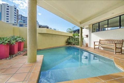 La Promenade - Accommodation Gladstone 3