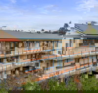 96 on Arthur Apartments - Accommodation Gladstone