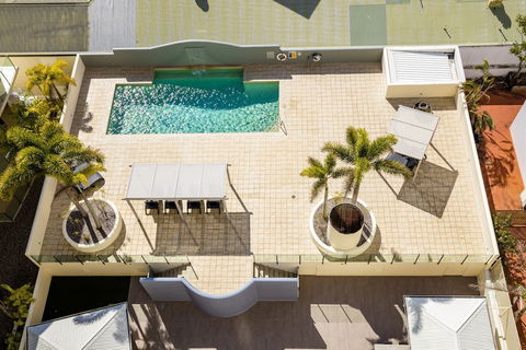 Jack & Newell Holiday Apartments - Accommodation Gladstone 2