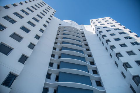 Centrepoint Holiday Apartments - Accommodation Gladstone 0