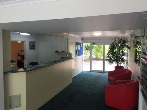 Aloha Lane Holiday Apartments - Accommodation Gladstone 0