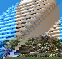 Beachside Tower - Accommodation Gladstone