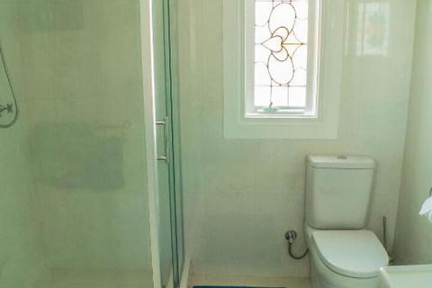South Beach Bed & Breakfast - Accommodation Gladstone 4