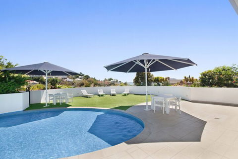 Direct Hotels â€“ Dalgety Apartments - Accommodation Gladstone 3