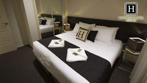 H Boutique Hotel - Accommodation Gladstone 5
