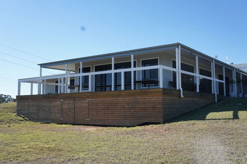 H Boutique Hotel - Accommodation Gladstone 0