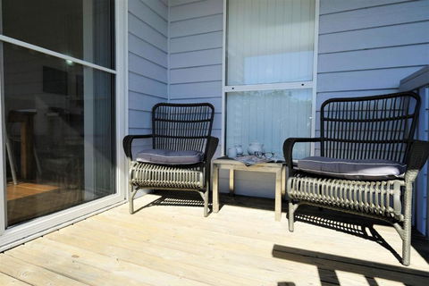 SPINNAKER 2 - Accommodation Gladstone 5