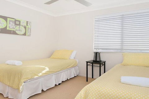 Casuarina 1 - Accommodation Gladstone 7
