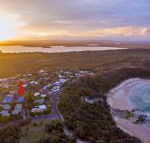 Angourie Blue 7 stroll to surfing beaches. - Accommodation Gladstone