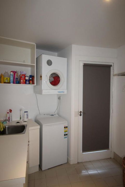 Seaview Lorne - Accommodation Gladstone 2