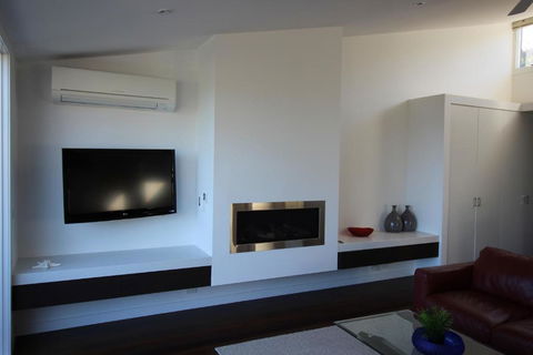 Seaview Lorne - Accommodation Gladstone 7