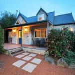 Two Truffles Cottages - Accommodation Gladstone 0