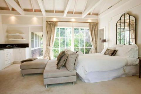 Clubbe Cottage - Accommodation Gladstone 4