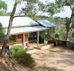 Trestrail Cottage B  B - Accommodation Gladstone