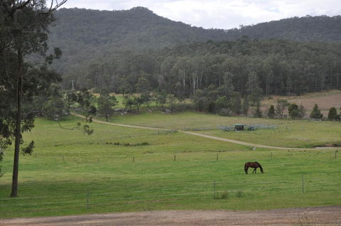 Valle Laguna - Accommodation Gladstone 5
