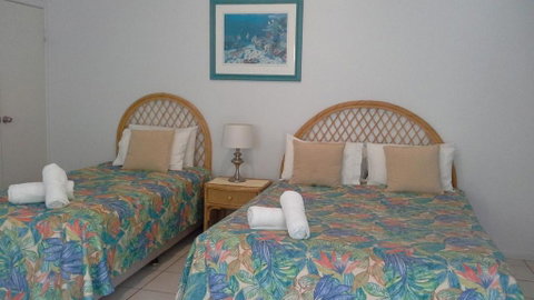 Reef Suite - Accommodation Gladstone 1