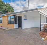 Elkie Villa 2 Bedroom Unit Burnie - Accommodation Gladstone