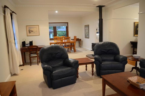Coolamon On Marsh Armidale - Accommodation Gladstone 5