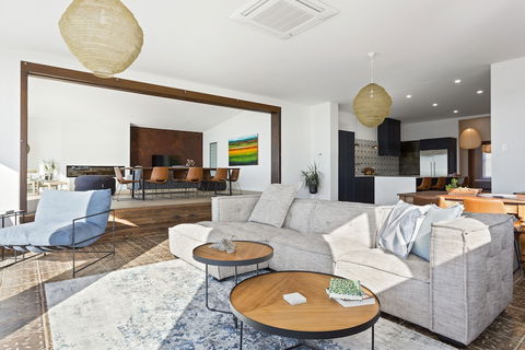 Novo Luxury Apartment - Accommodation Gladstone 4