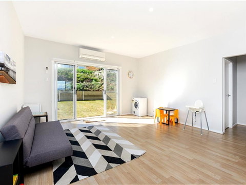 High Tide Wallaroo Beachfront Property Pet Friendly - Accommodation Gladstone 6