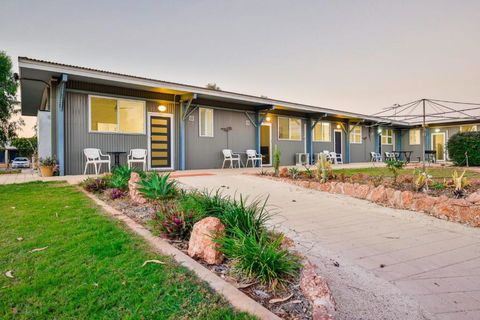 Getaway Villas Unit 38 2 1 Bedroom Self Contained Accommodation - Accommodation Gladstone 6