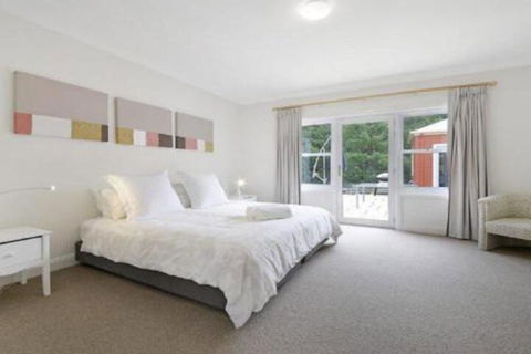 Redhaven House Spacious Quiet & Private - Accommodation Gladstone 5