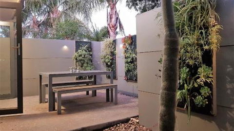 The Good Life - Accommodation Gladstone 6