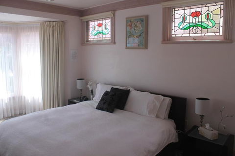 Gardenia House - Accommodation Gladstone 1