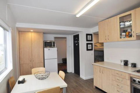 HIGHTIDE - Accommodation Gladstone 5