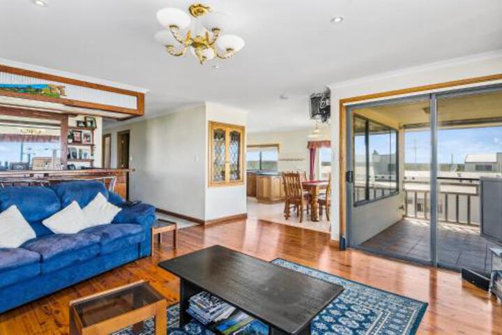 Carpenter Rocks SA Accommodation Gladstone